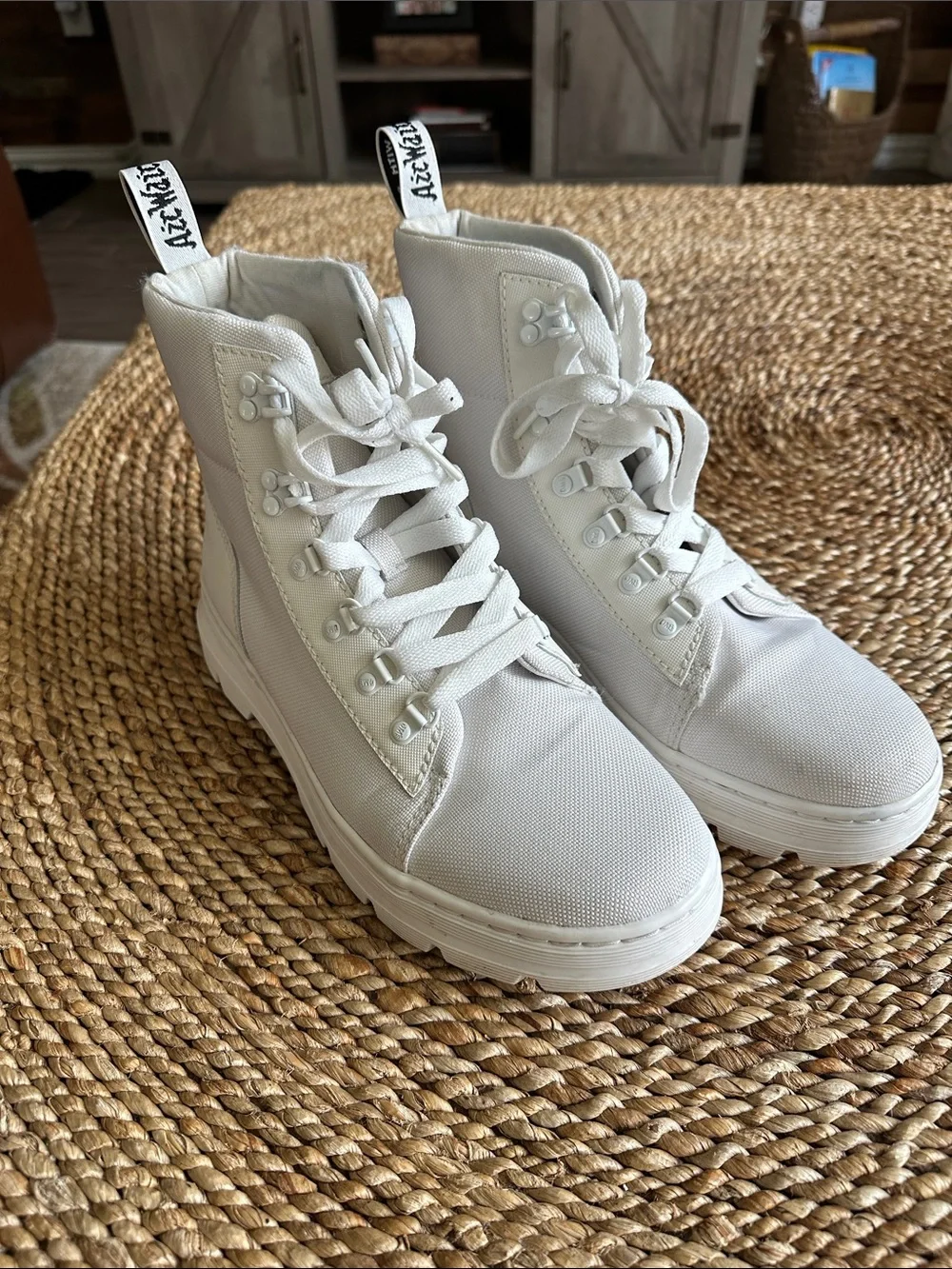 Men’s Dr Martens size 10 Off-White Canvas Lace-Up Combat Boots